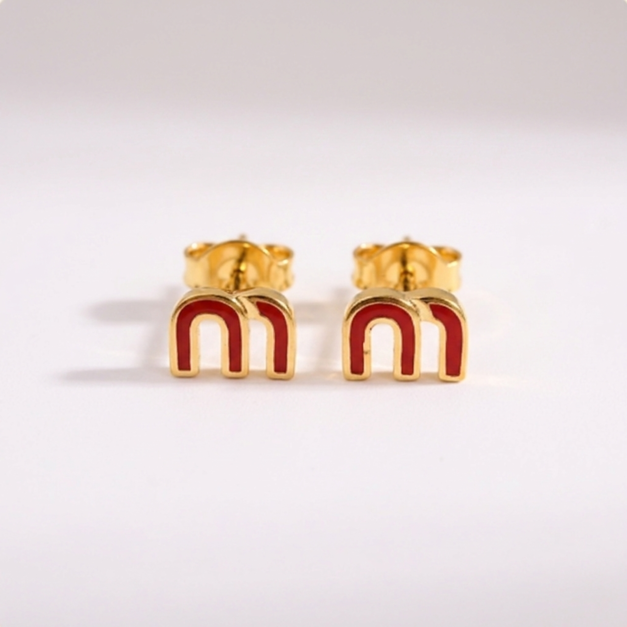 MIUMIU 紅M字母耳環 MIUMIU 紅M字母耳環
