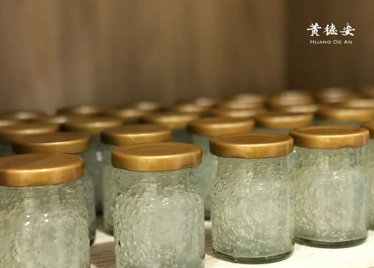 黃德安新鮮起鍋的高濃度燕窩