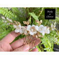 A231006【現貨】手工優雅白色陶瓷花水鑽珍珠金葉髮梳。新娘飾品派對表演寫真造型飾品_8 A231006【現貨】手工優雅白色陶瓷花水鑽珍珠金葉髮梳。新娘飾品派對表演寫真造型飾品_8