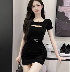 此為預購商品 7-20個工...
$790 $474
×
現貨無退換|日常百搭單色罩杯背心 +
$288 $173
×
![現貨無退換|韓系簍空胸大釦收腰包臀洋 現貨無退換|韓系簍空胸大釦收腰包臀洋