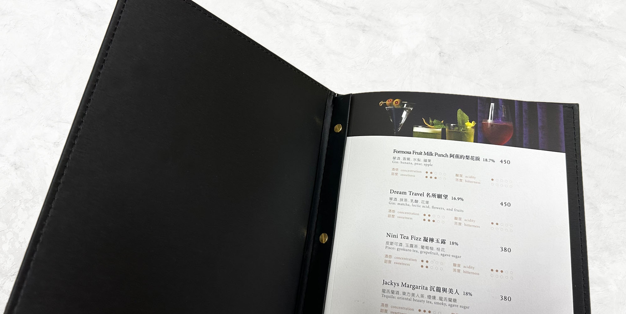 皮革菜單.皮革燙金.燙金菜單本.雜誌風.菜單本,菜單,菜單設計,菜單製作,製作菜單,高雄製作菜單,高雄廣告設計,高雄菜單,麻繩菜單,牛皮紙菜單,酒菜單,日料菜單,輸出裝訂,高級中式料理,中華料理,訂製菜單本,台式菜單設計,菜單邊條設計,菜單輸出,菜單設計製作,菜單設計印製,中華餐廳,眷村美食,菜單封面設計,菜單印刷,牛皮紙創意,菜單外殼,菜單夾,菜單套,菜單套夾,MENU,台灣美食,活頁菜單,牛皮紙菜單,皮製菜單,精裝,精裝菜單,自製菜單裝訂,木頭菜單,木頭MENU,精品咖啡店菜單,,menu設計,menu製作,menu印刷,A4精裝MENU