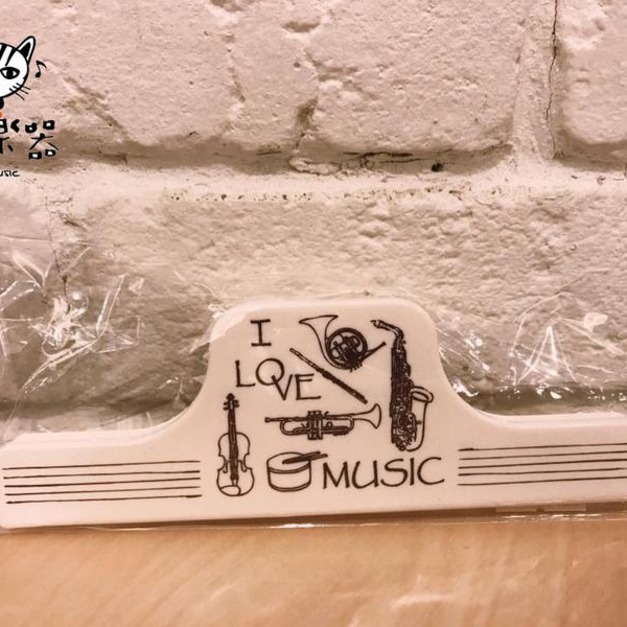 ♪ Your Music 愉耳樂器 ♪大型音符夾 樂譜夾 NC046A 白底 ♪ Your Music 愉耳樂器 ♪大型音符夾 樂譜夾 NC046A 白底