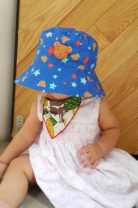 藍色星星小熊遮陽帽