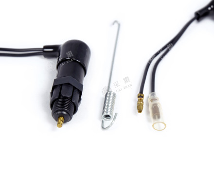 012 後煞車燈開關 山葉 (包)