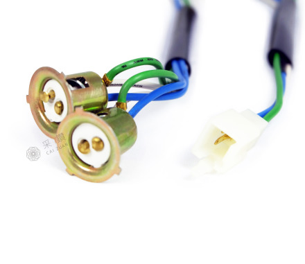 小盤陶瓷燈座 雙燈4孔 (包)