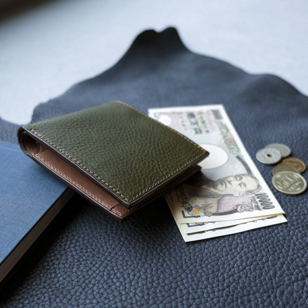 四卡全牛皮零錢袋短皮夾 橄欖綠/甜巧克 二つ折り財布-小銭入付 