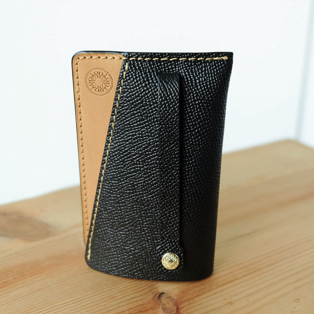 抽拉式鑰匙包 立體紋/復古黃 キーケース