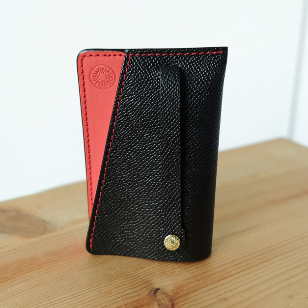 抽拉式鑰匙包 立體紋/珍珠紅 キーケース