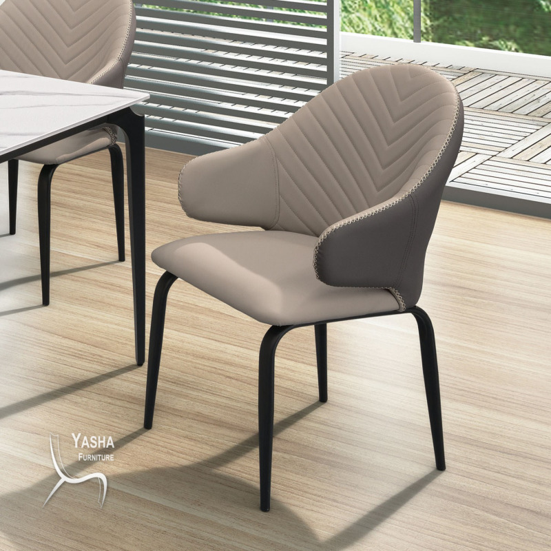 B490-04 拉姆餐椅 (2152)(淺色皮)