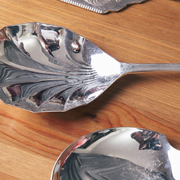 英國復古銀製貝殼花紋湯勺 (鍍銀)