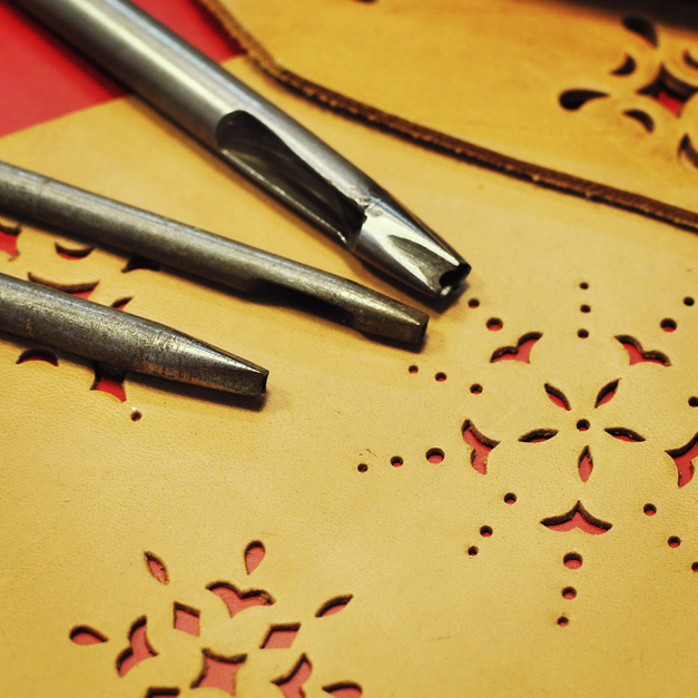 Filigree Punch 一般花斬