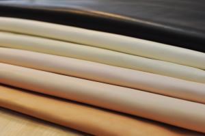 義大利 1/2 Vitelli 極軟植鞣小牛皮 全張 【請私訊訂購】