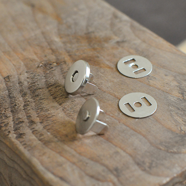 Magnetic Snap 14mm 台製 雙折腳磁釦 插式磁釦 鎳色