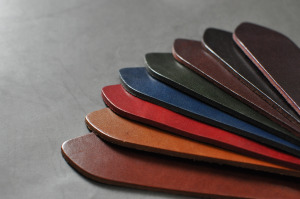 EMMA系列 義大利高光 植鞣頭層牛皮 8色 A4 size