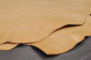 南美洲頭層牛頸皮 全張【請私訊訂購】