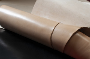 LA 義大利原色植鞣 肚邊皮 【請私訊訂購】