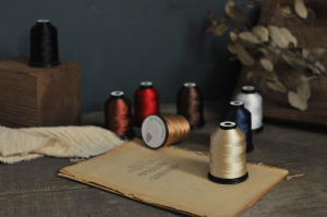 Polyester Sewing Machine Threads 縫紉機車線系列 8 Color 皮革專用車縫線 繡線 3股 3core