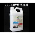 3800軟性洗潔精，不含【環境荷爾蒙】壬基苯酚及環保無磷配方，無添加人工香精及人工色料，4L/瓶 4瓶/箱