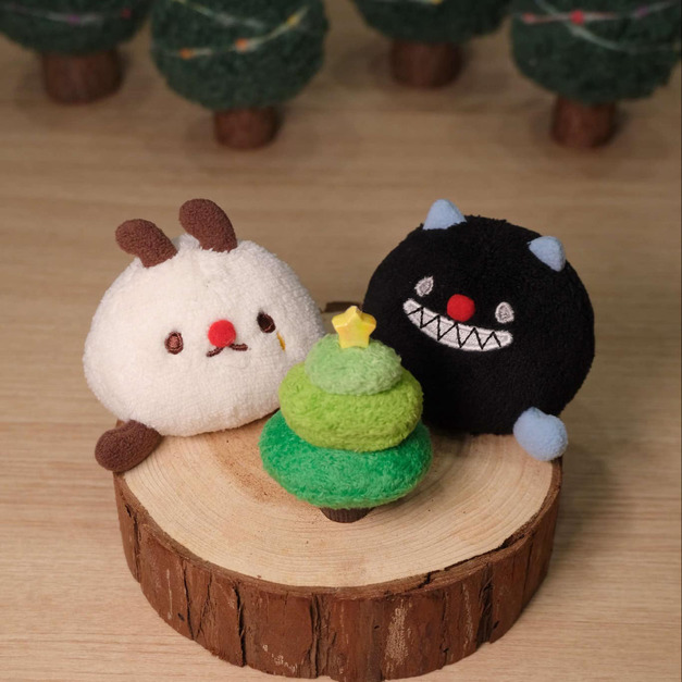 帕帕與香香鼻坐好好小公仔