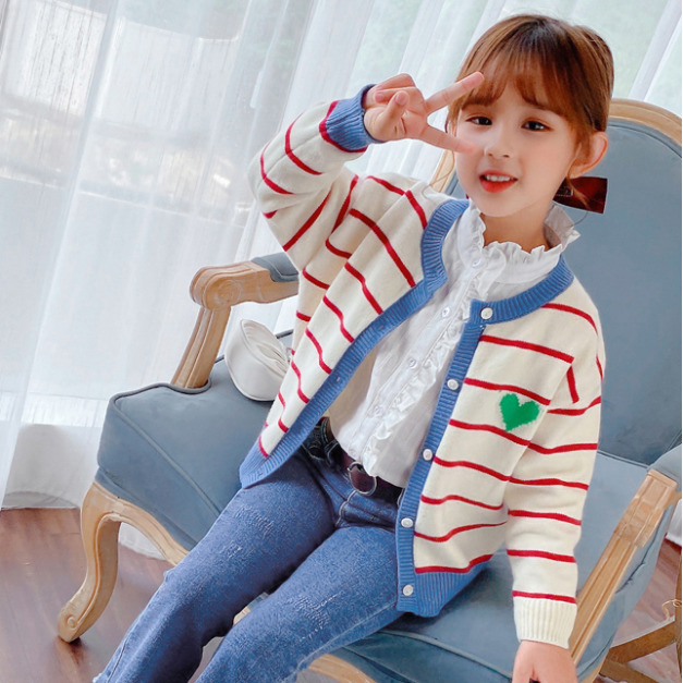 2021秋裝韓版中大童條紋愛心針織毛衣外套/小開衫