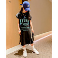2022夏款韓版中大童英文印花長款連衣裙+牛仔背心二件套裝(3色)_8