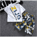 2022夏裝韓版男童英文印花上衣+迷彩短褲二件套(白色)