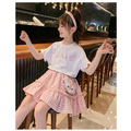 2022夏裝韓版中大童白色花邊袖上衣+格子防走光裙褲二件套裝(粉色)附包包_1