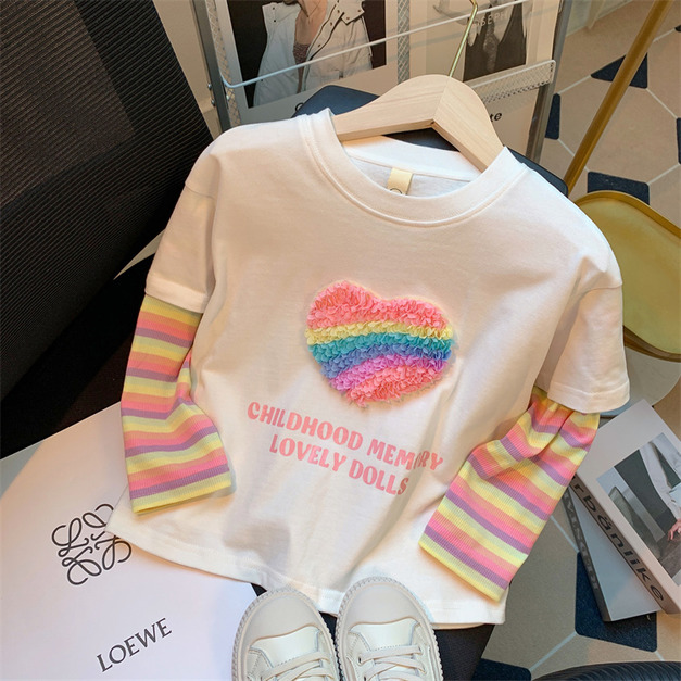 2022秋裝韓版中大童立體剪花棉質上衣/拼接長袖T恤(彩色愛心)現貨