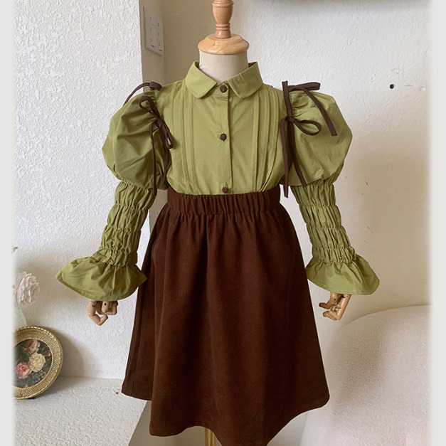 2022秋款韓版宮廷風綠色公主袖襯衫+半身短裙二件套