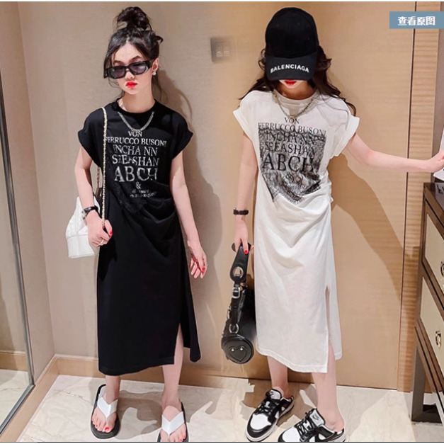 夏款韓版中大童字母開叉休閒長裙(黑/白)