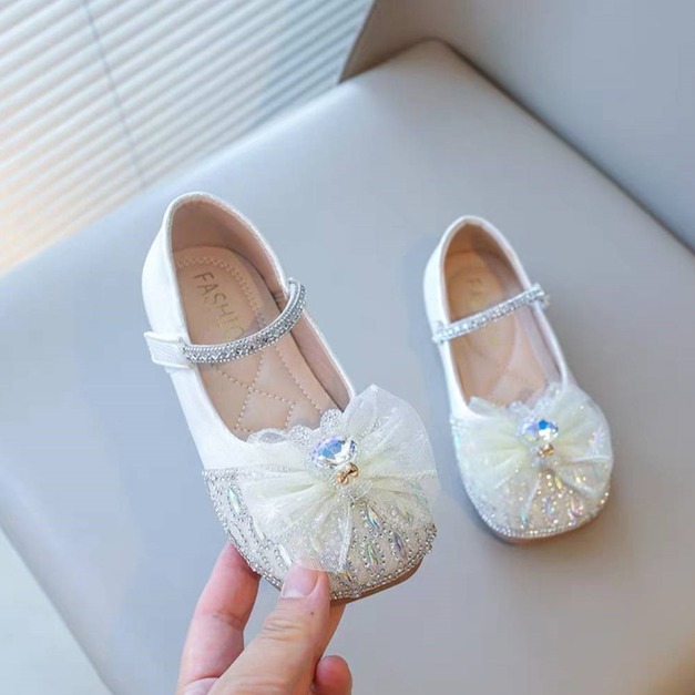 韓版百搭珍珠花朵公主鞋/包鞋(米白色)