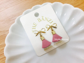 正韓甜美蝴蝶結皮革裙耳環