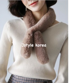 韓國優雅細條瀨兔毛交叉圍巾