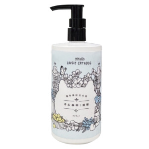 LOVELY CAT & DOG 蘿莉 寵物專研洗毛精-奇幻森林 500ml