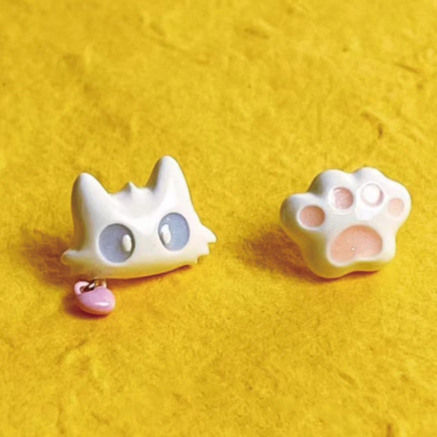 夢幻貓咪爪子耳環一對