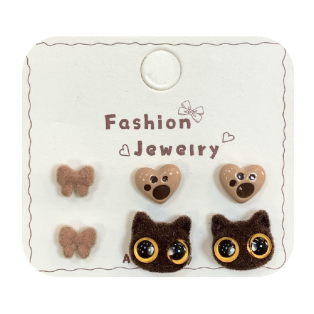 毛絨絨貓咪耳環(二款可選)
