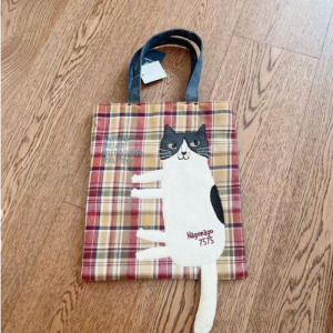 Kusuguru 刺繡賓士貓格紋手提包(兩色可選)