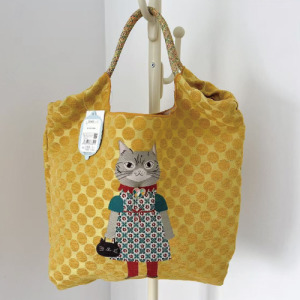 Kusuguru 歐美復古蜜豆公主織提花傘繩手提包(三色可選)