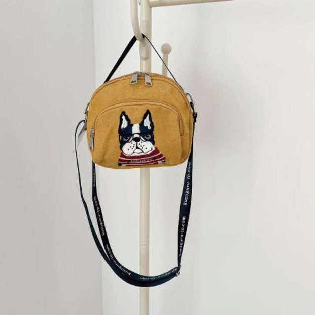 Kusuguru 刺繡保羅法鬥斜背小圓包 (兩色可選)