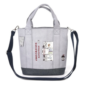 Kusuguru 刺繡眼鏡貓水桶單肩手提包(兩色可選)