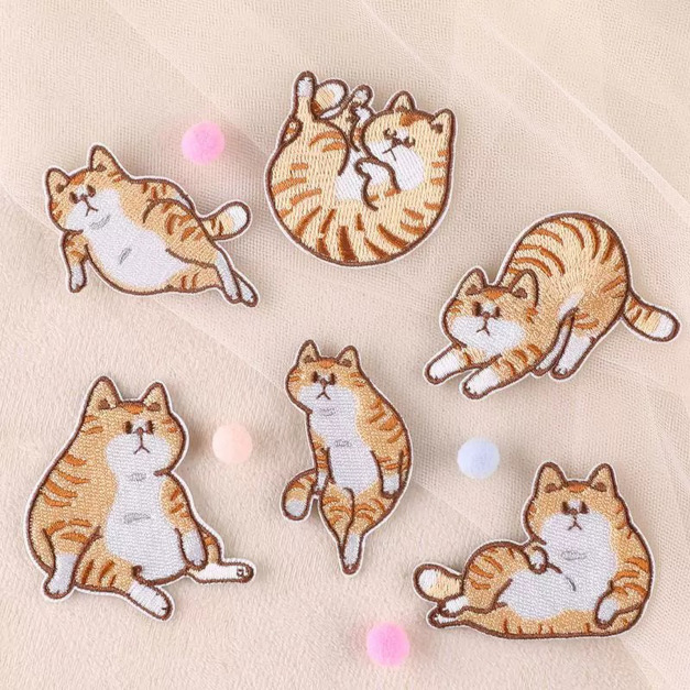 可愛貓咪姿態刺繡貼6入組