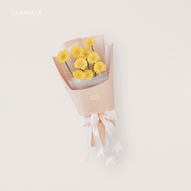 鮮 花 黃 太 陽 花 束 # FB030