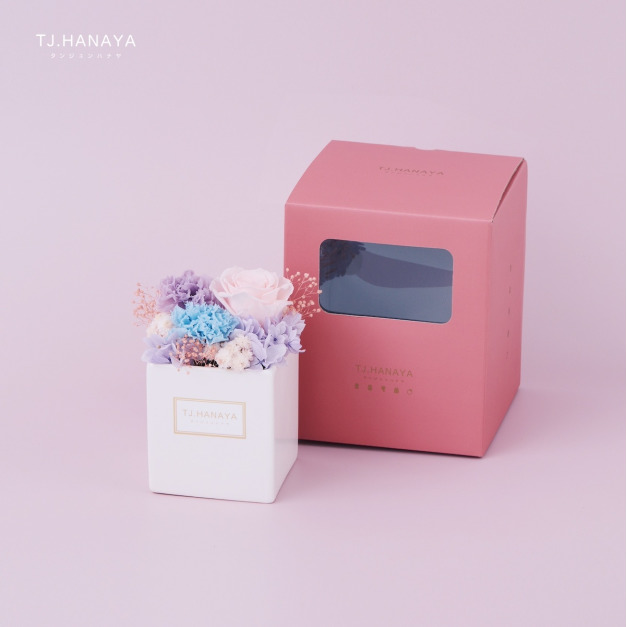 永生康乃馨大方禮盒｜藍紫