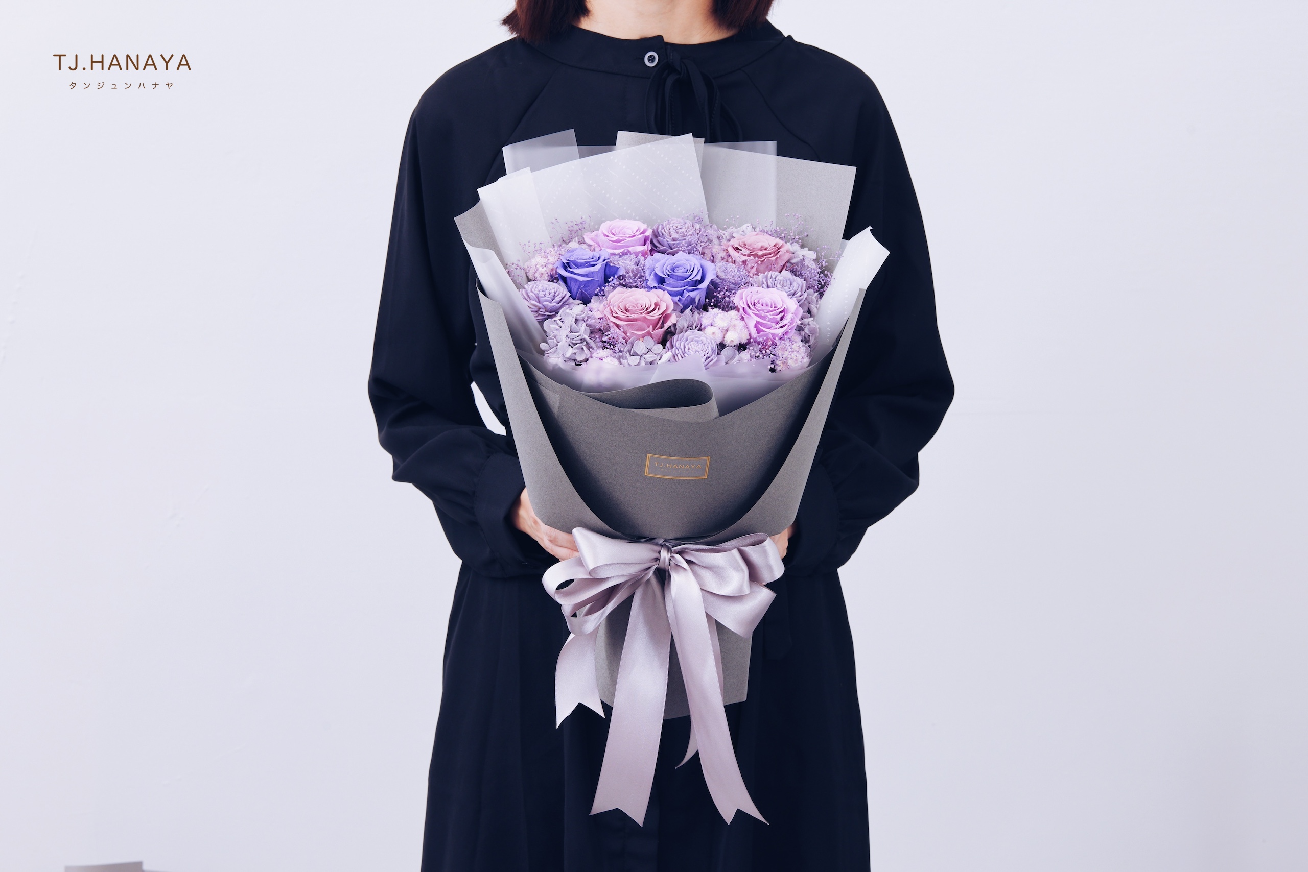 紫玫瑰花束-紫玫瑰含義-紫玫瑰花語