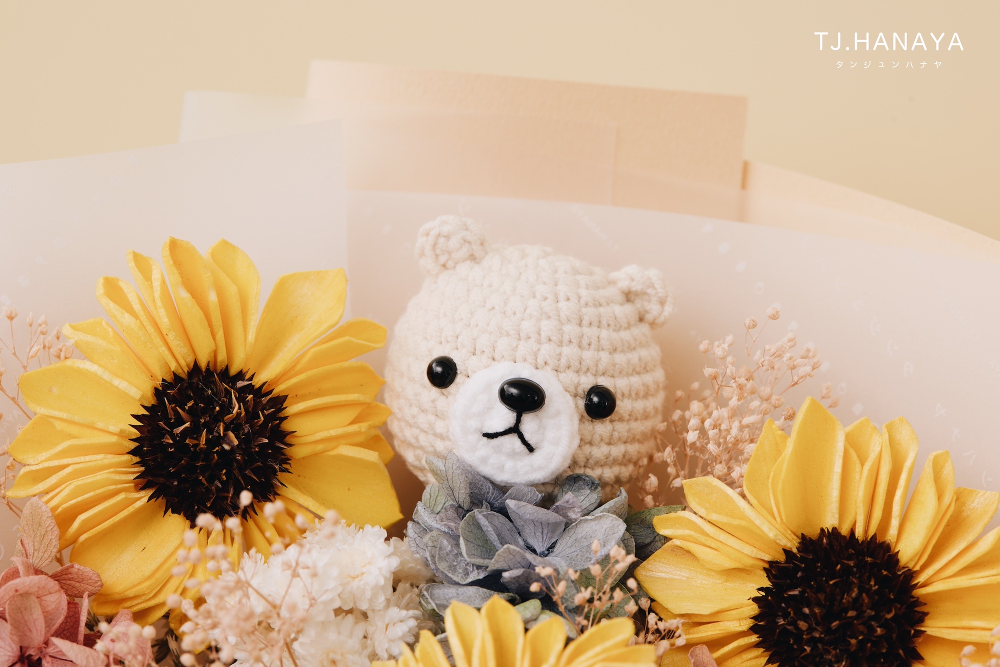 畢業典禮買花攻略｜校門口花束、小熊花束適合嗎？娃娃花束建議指南