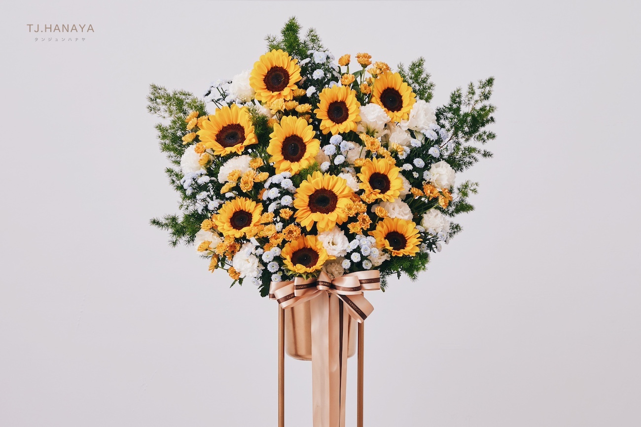 Flower delivery service in Taiwan｜Buying and sending flowers in Taiwan｜Sending flower stands to venues in Taiwan