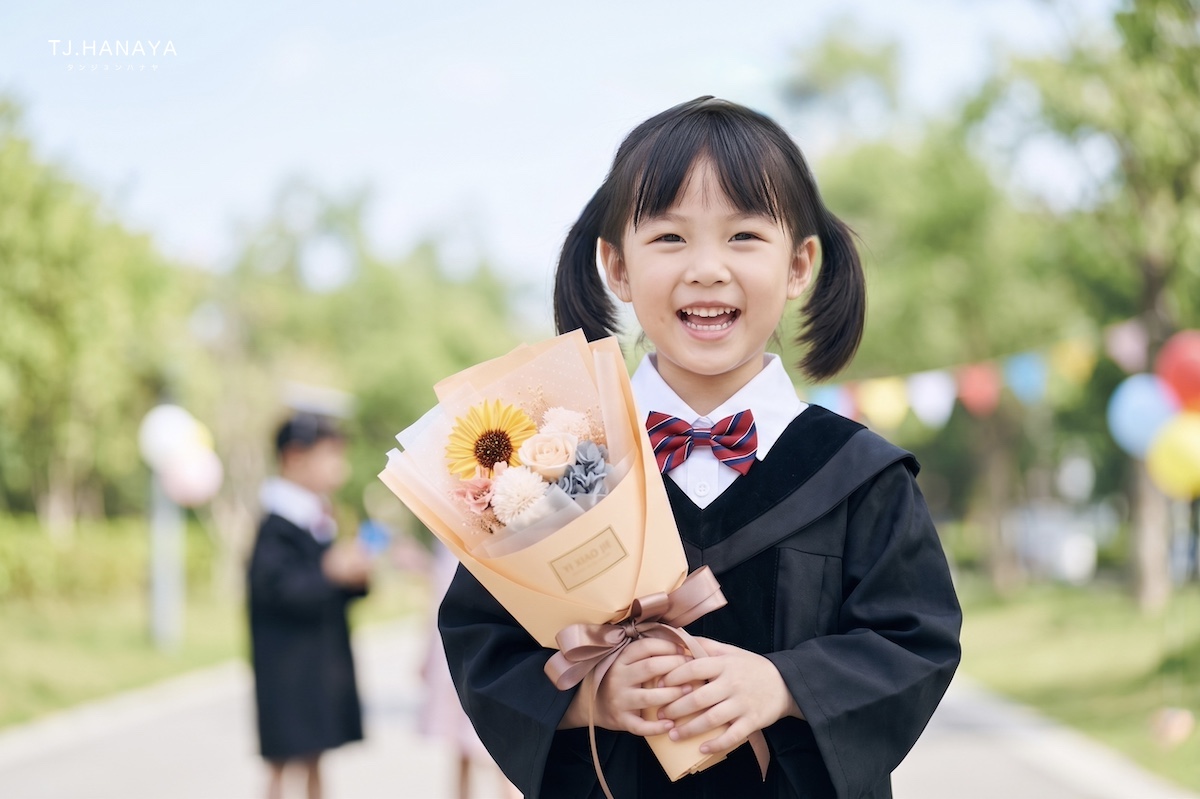 畢業花束-校門口畢業花束-畢業花束哪裡買