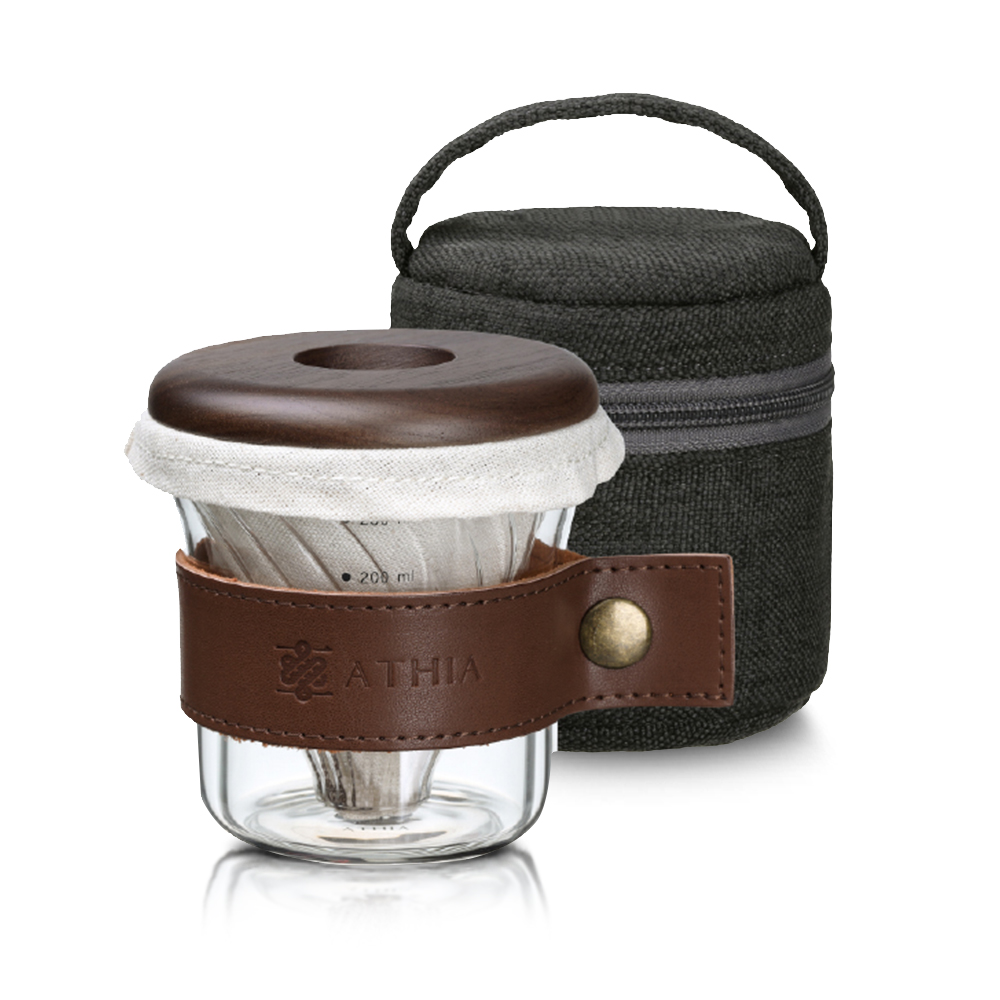 ATHIA 亞典那手沖咖啡旅行套組 握杯＋軟布保護包 (胡桃木-深色)