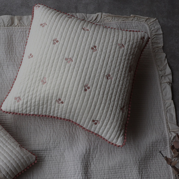 【Trick Holic】櫻桃刺繡抱枕套+枕心