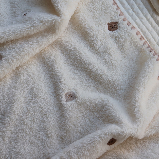 【Trick Holic】泰迪熊刺繡毛毯-70x85cm